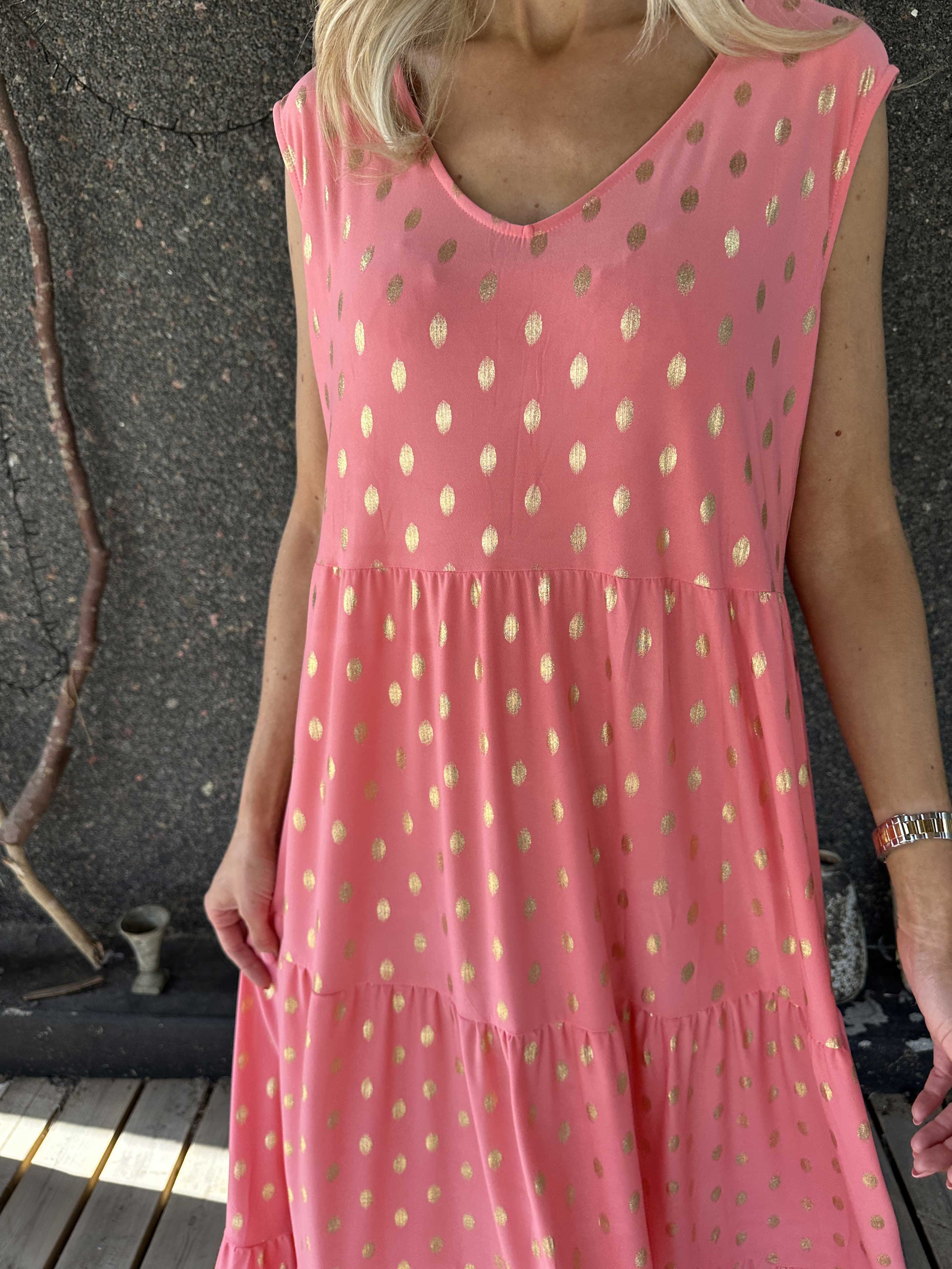 Karini Gold - Lang elastisk kjole med guld dutter